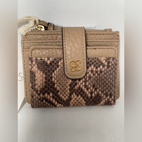 Jessica Simpson Wallet Card Holder NWT Tan with Snake Design - Picture 2 of 6